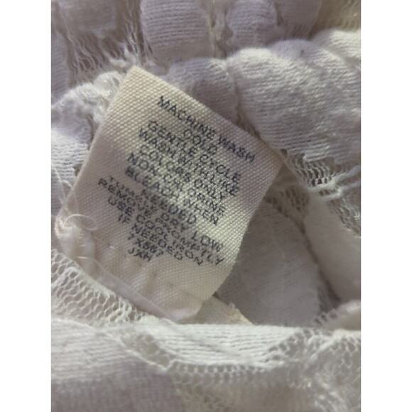 Derek Heart Top Sheer Lace Peplum Hem White Flutter Sleeve Woman's Size Medium - Picture 9 of 11